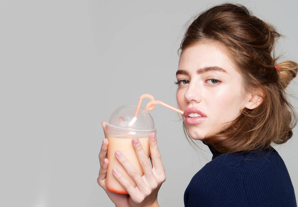 girl drinking juice from glass - Φωτογραφία, εικόνα