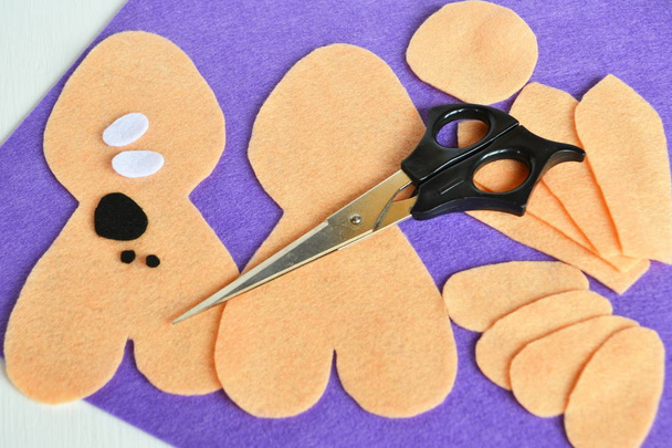 Sewing set for felt rabbit. How to make handmade toy. Step by step. Sewing crafts for kids felt Easter bunny. Stuffed bunny diy sewing pattern tutorials - Photo, Image