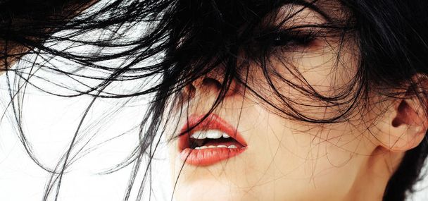 sexy woman with red lips - Фото, зображення