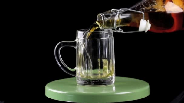 Glass of beer - Materiaali, video