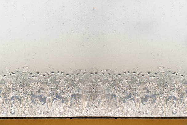 Vidrio de ventana congelado
 - Foto, Imagen