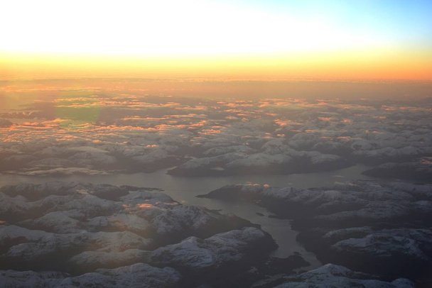 Αεροφωτογραφία παγετώνες, στα βουνά και κοιλάδα στην Παταγονία της Χιλής - Φωτογραφία, εικόνα