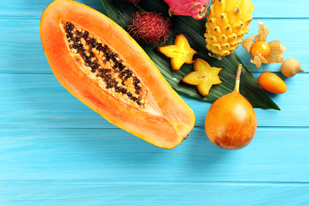 Juicy exotic fruits - Foto, Imagen