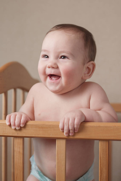 Rozkošný šťastné mladé baby s krásný úsměv - Fotografie, Obrázek
