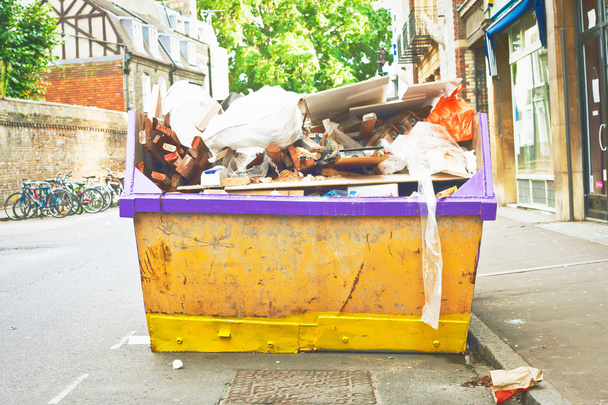 Sauter les déchets
 - Photo, image