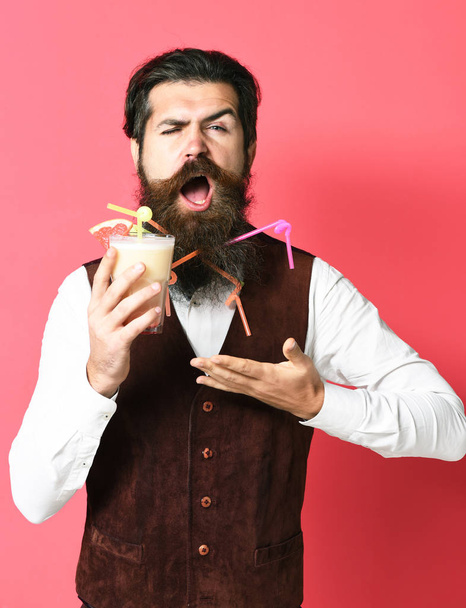 funny handsome bearded man - Фото, зображення