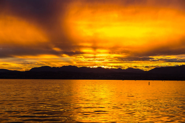 Sunset on Garda lake in Italy - Zdjęcie, obraz