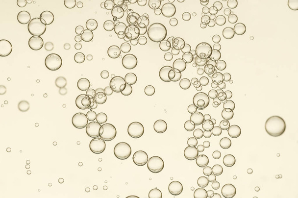 Bolhas de água sobe
 - Foto, Imagem