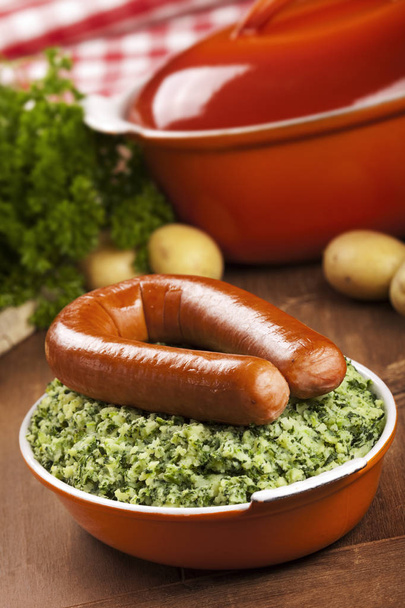 Dutch food: kale with smoked sausage or 'Boerenkool met worst' - Zdjęcie, obraz