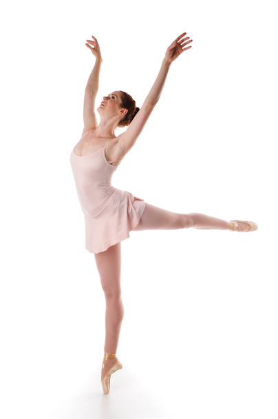 Ballerina performing - Φωτογραφία, εικόνα