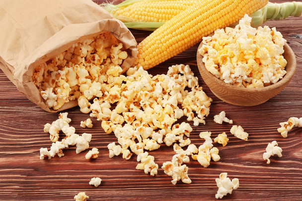 tasty traditional popcorn - Zdjęcie, obraz