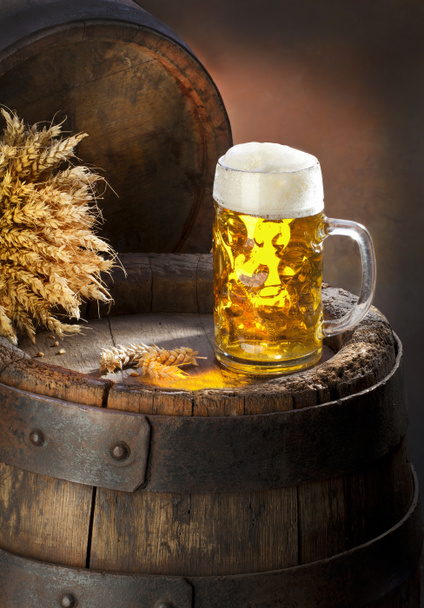 bira ile natürmort - Fotoğraf, Görsel
