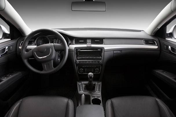 Interior de um automóvel moderno
 - Foto, Imagem