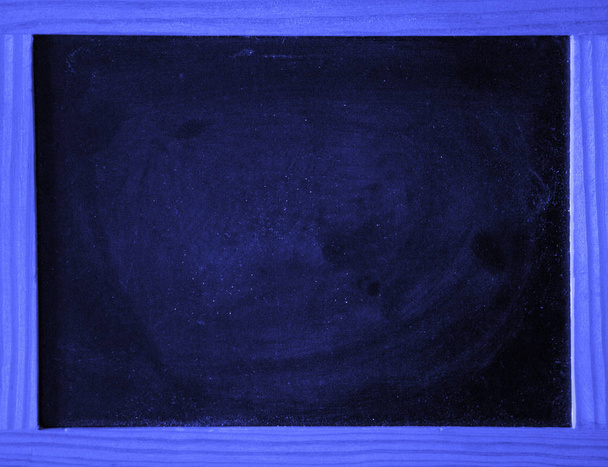 modrá tabule s dřevěným rámem - Fotografie, Obrázek
