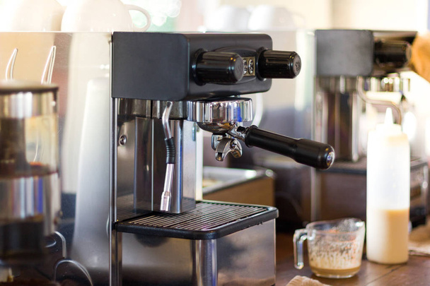 Espresso koffiezetapparaat - Foto, afbeelding