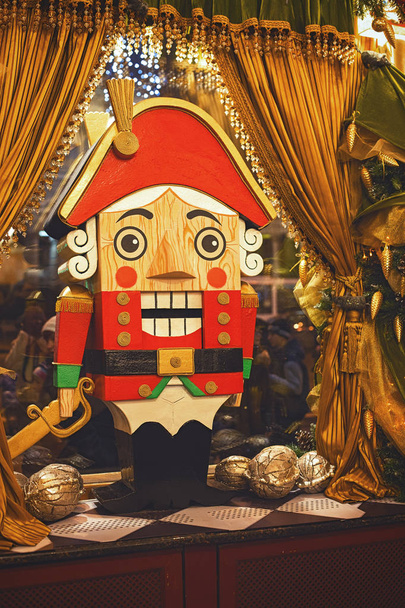 Παραδοσιακά Χριστούγεννα διακοπές τους Καρυοθραύστης ειδώλιο στολίδι - Φωτογραφία, εικόνα