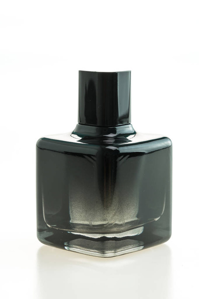 Hermosa botella de perfume de lujo
 - Foto, imagen
