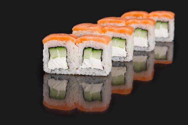 Menu for sushi bar. roll PHILADELPHIA WITH SALMON - Foto, Imagen