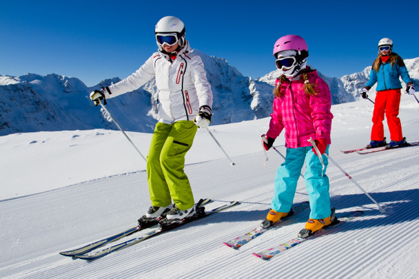 Clase de esquí
 - Foto, Imagen