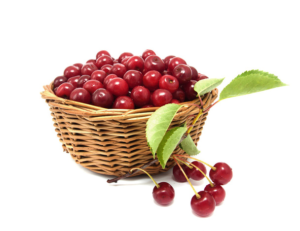 Cherries in a basket - Φωτογραφία, εικόνα