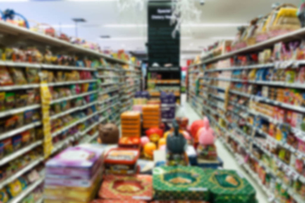 Supermarket rozmycie tła z półką różne produktu - Zdjęcie, obraz
