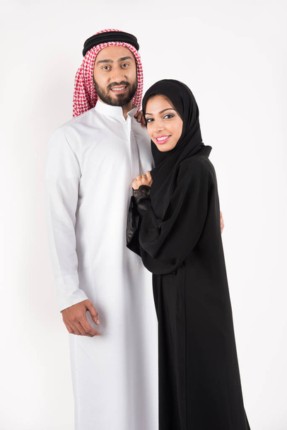 Arab muslim couple - Valokuva, kuva