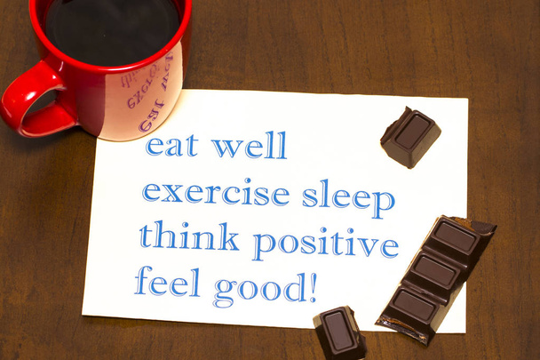 myslet pozitivně, cvičení, jíst dobře, spánek - koncept dobrý - Fotografie, Obrázek