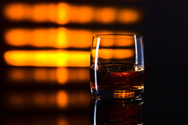 whiskey and ice  - Fotoğraf, Görsel