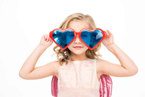 Dziewczyna w okulary w kształcie serca  - Zdjęcie, obraz