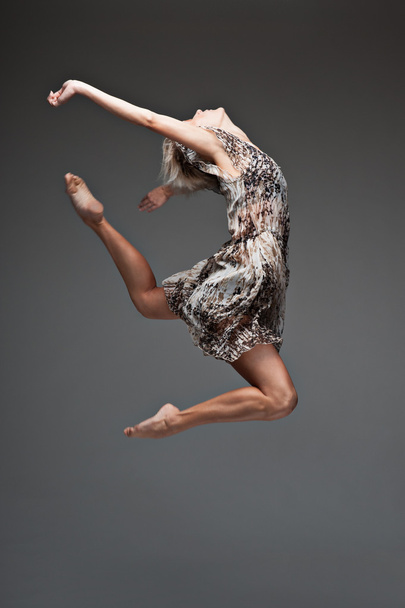 Modern style dancing girl - Foto, Bild