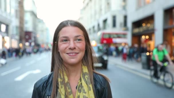 Portrait of a young woman in London - Footage, Video