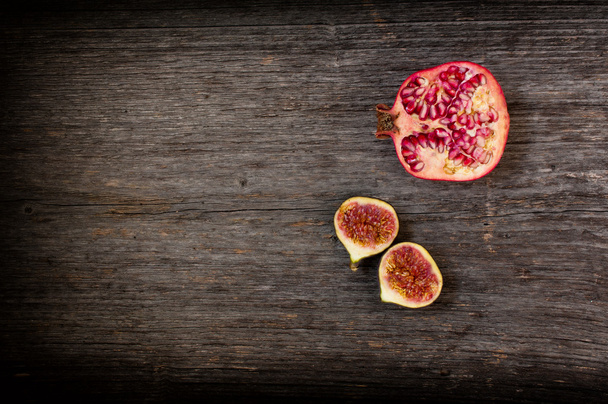Pomegranate and fig - Photo, image