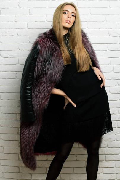 fashionable sexy woman in fur - Foto, Imagen