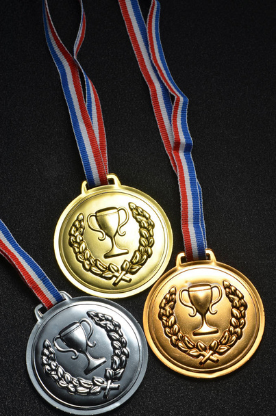 Χρυσά, ασημένια και χάλκινα μετάλλια  - Φωτογραφία, εικόνα