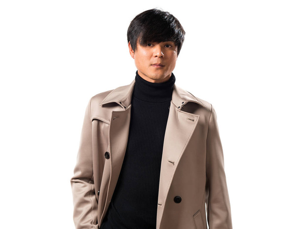 Chinois bel homme modèle en studio
 - Photo, image