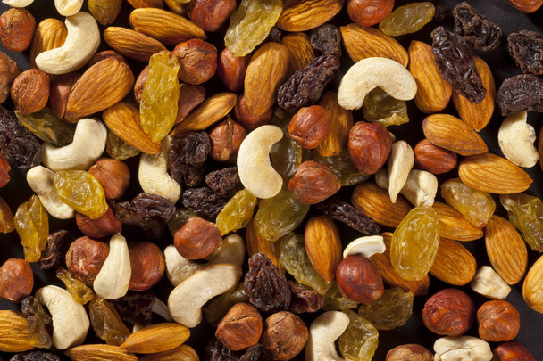 mix of dry nuts and fruits - 写真・画像