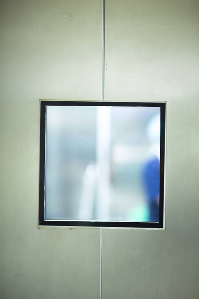 Drzwi sali operacyjnej chirurgii - Zdjęcie, obraz