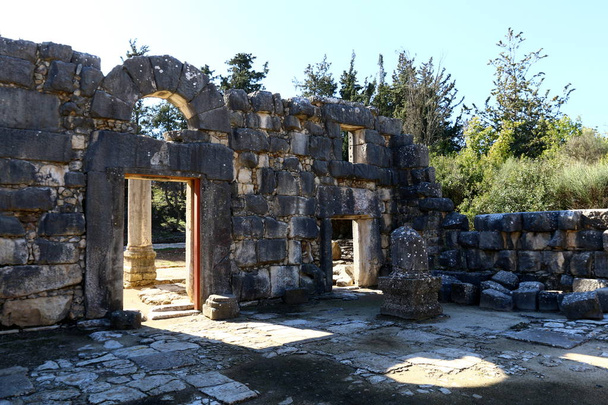 Стародавні синагоги Baram Національний парк.  - Фото, зображення
