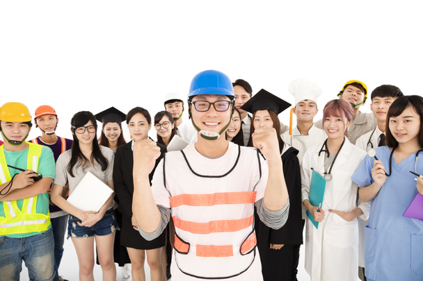 счастливая молодая группа и разнообразные люди с разными рабочими местами
 - Фото, изображение