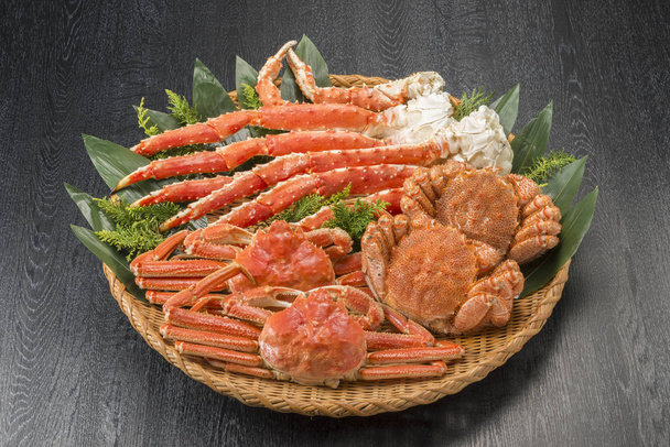 Bandeja de cangrejo fresca y deliciosa
 - Foto, Imagen