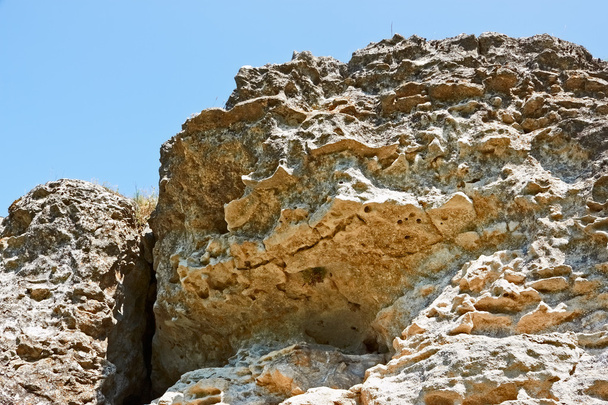 Grande roche calcaire
 - Photo, image