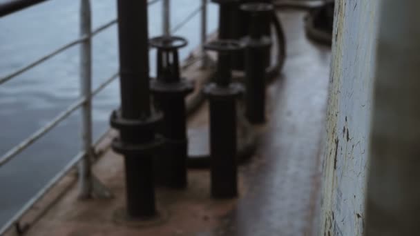 Παλιά βιομηχανικά πλοία κατάστρωμα - Πλάνα, βίντεο