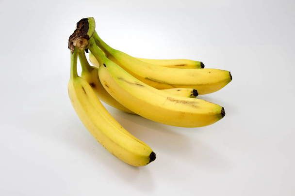 Yellow ripe bananas - Fotoğraf, Görsel