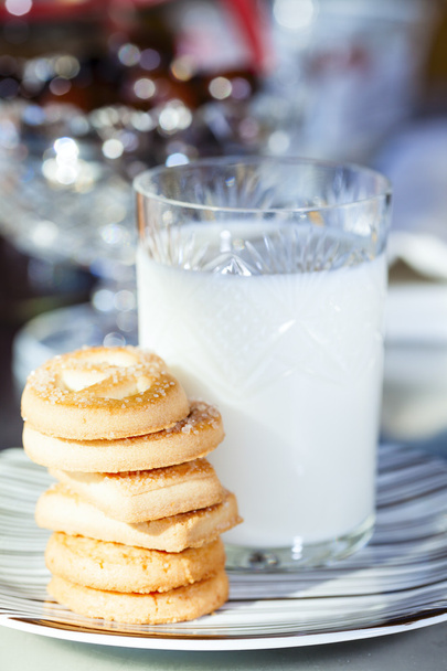 Kekse und Milch - Foto, Bild