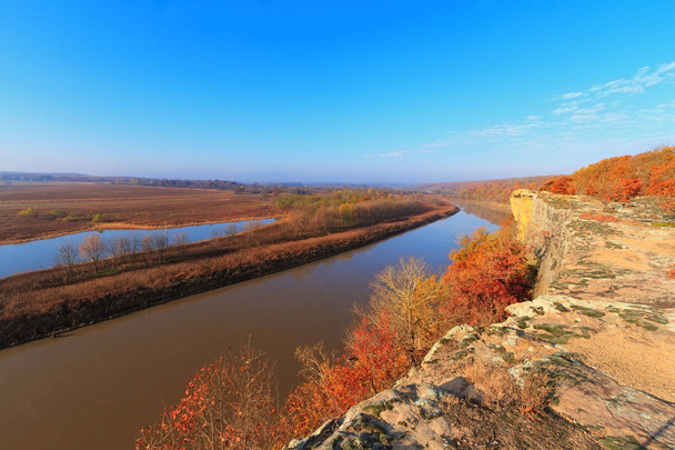 Na podzim Osage řeka z útesu - Fotografie, Obrázek