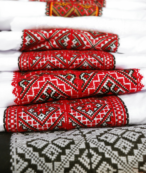 Украинская традиционная вышивка
 - Фото, изображение