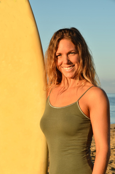 Surfing Woman - Foto, imagen