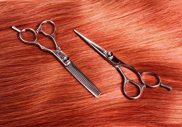 Straight healthy woman hair and scissors - Zdjęcie, obraz