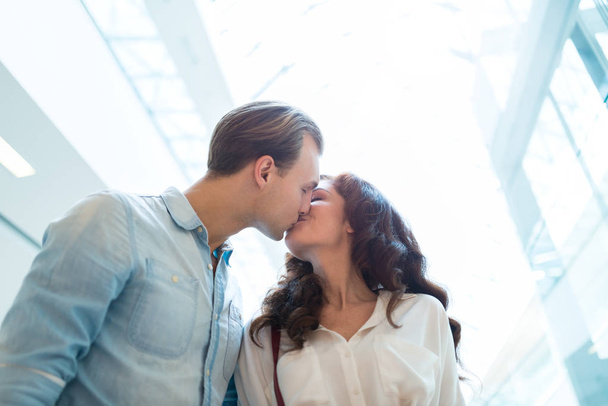 Young couple kissing - 写真・画像