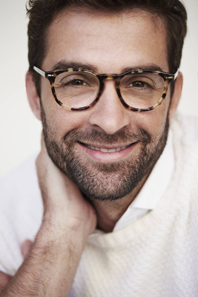Handsome bearded man in glasses  - Foto, afbeelding